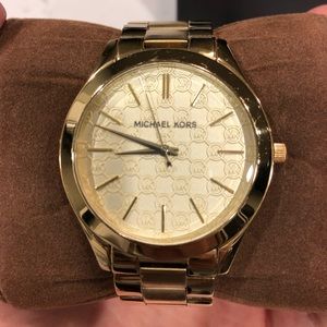 Michael Kors Authentic Watch - color Gold